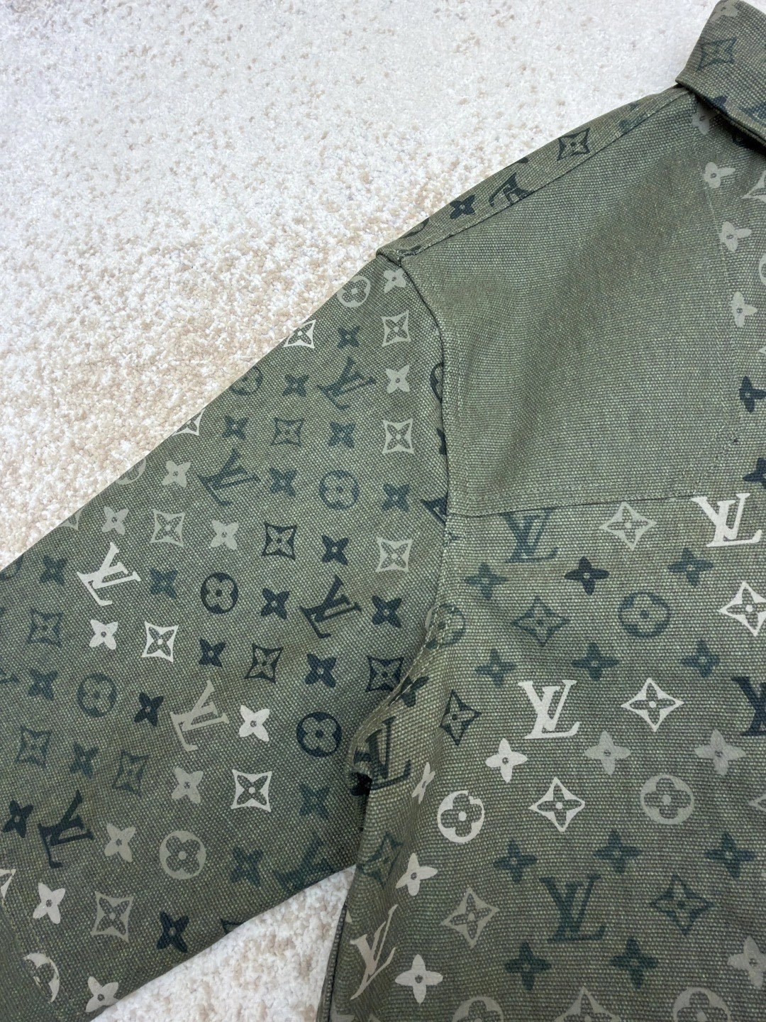 wg.luxury-- 8V Monogram item:E-F509L0525H